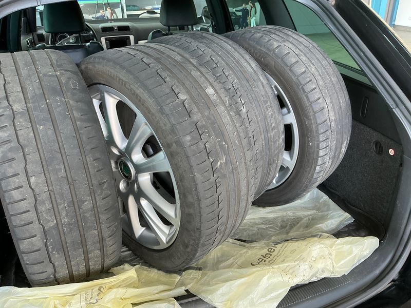 Skoda Octavia 2.0 TDI RS 2010 – снимка 22