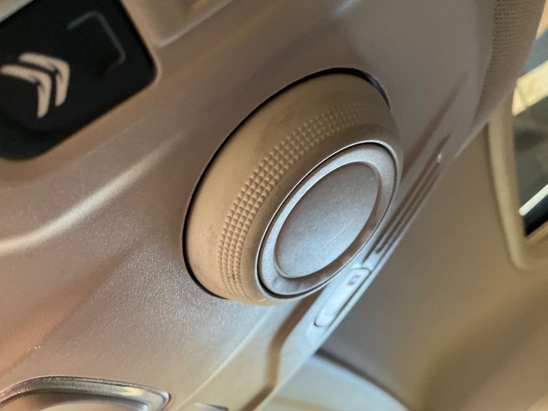 Citroen C4 Picasso 1.6 e-HDi Exclusive 2014 – снимка 29
