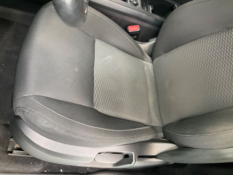 Land Rover Discovery Sport 2.0 Td4 SE AWD 2017 – снимка 27