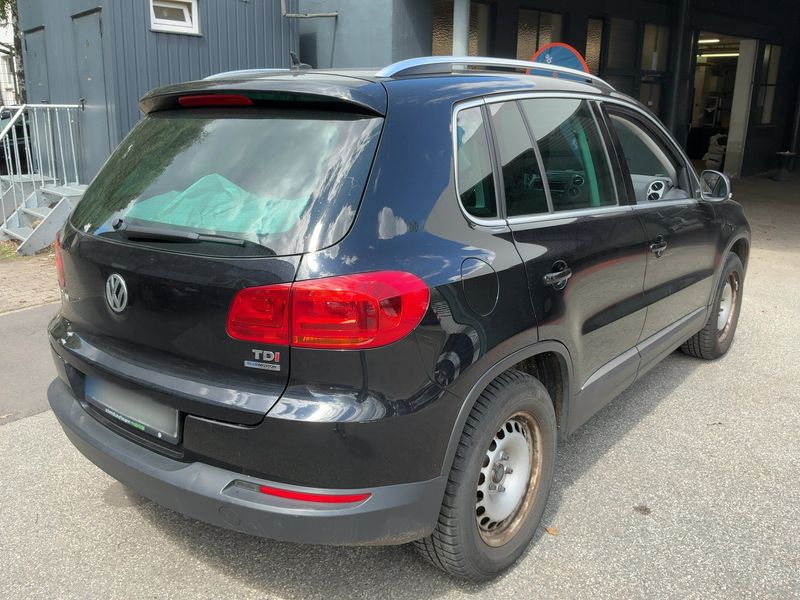 Volkswagen Tiguan 2.0 TDI Sport & Style BlueMotion Tech 2012 – снимка 8