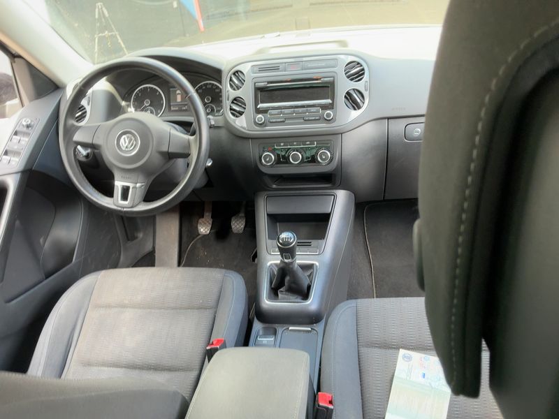 Volkswagen Tiguan 2.0 TDI Sport & Style BlueMotion Tech 2012 – снимка 18