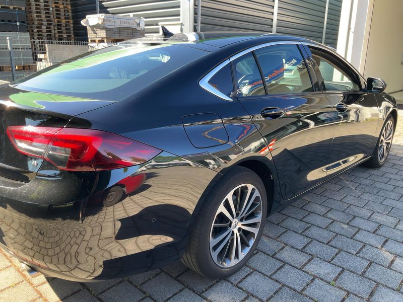 Opel Insignia Grand Sport 2.0 CDTI Business Innovation 4x4 2019 – снимка 8