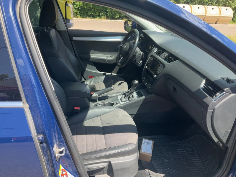 Skoda Octavia 2.0 TDI Elegance 2014 – снимка 17