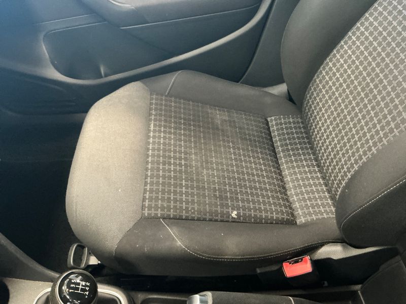 Volkswagen Polo 1.0 Comfortline 2016 – снимка 22