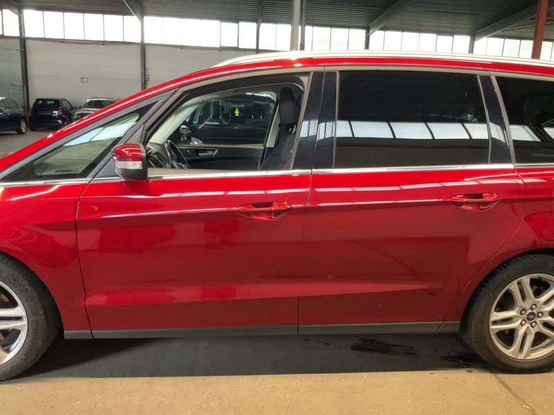 Ford Galaxy 2.0 TDCi EcoBlue Titanium 2018 – снимка 4