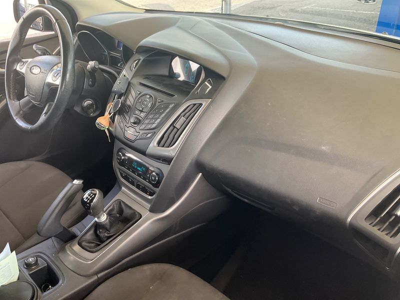 Ford Focus 1.6 TDCi Edition 2014 – снимка 3