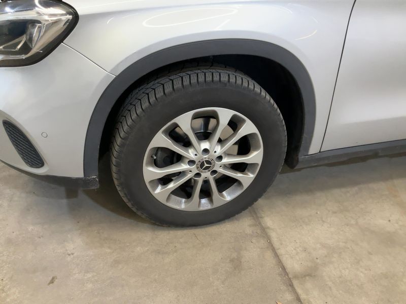Mercedes-Benz GLA-Klasse GLA 250 4Matic Urban 2020 – снимка 3
