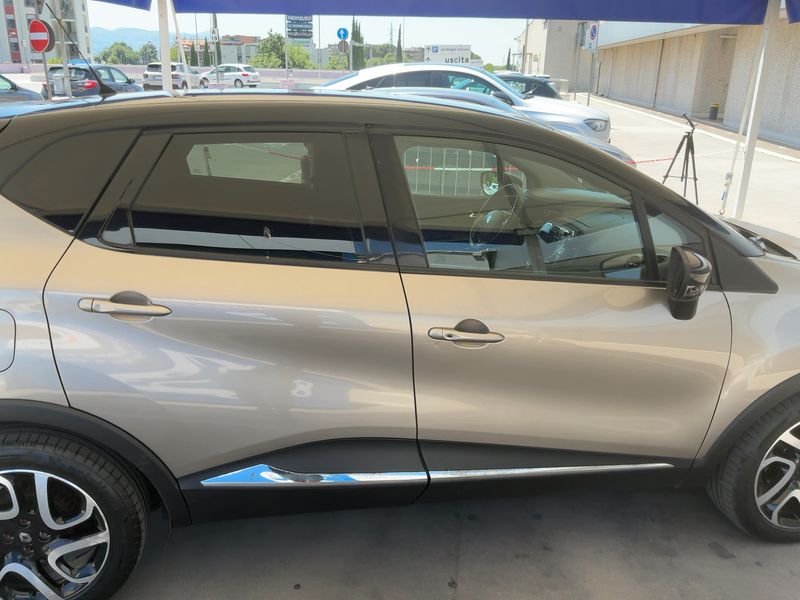 Renault Captur 1.5 dCi Intens 2014 – снимка 10