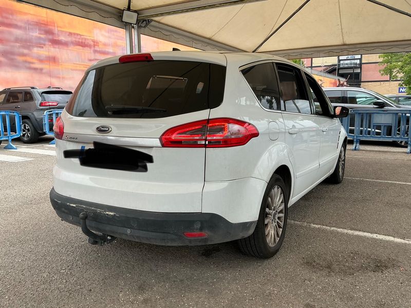 Ford S-Max 2.0 TDCi Titanium 2010 – снимка 2