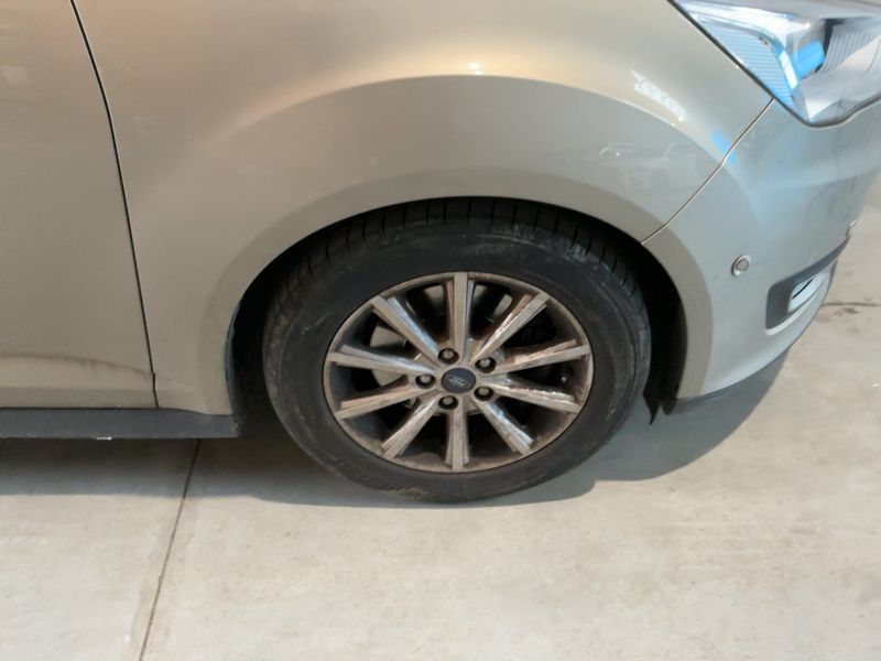 Ford C-Max 1.5 EcoBoost Titanium 2016 – снимка 11