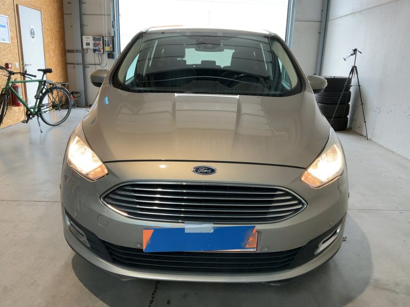 Ford C-Max 1.5 EcoBoost Titanium 2016 – снимка 14