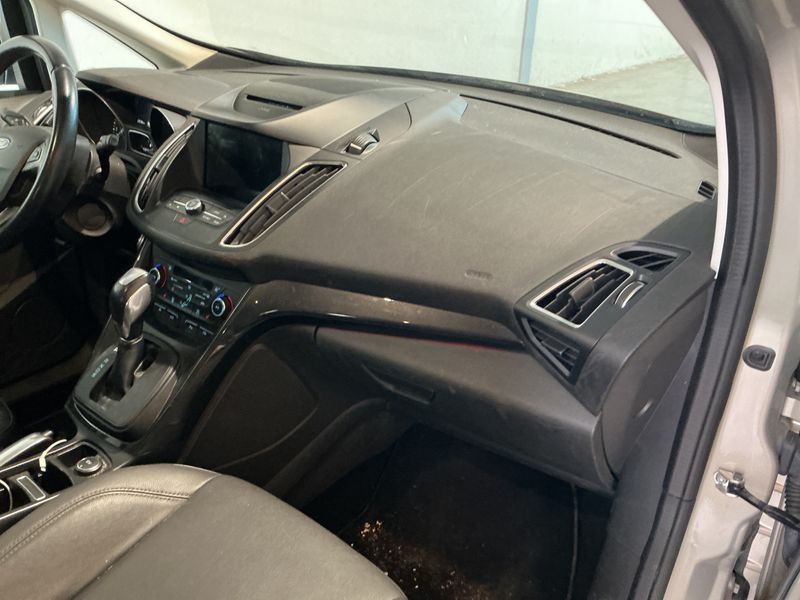 Ford C-Max 1.5 EcoBoost Titanium 2016 – снимка 37