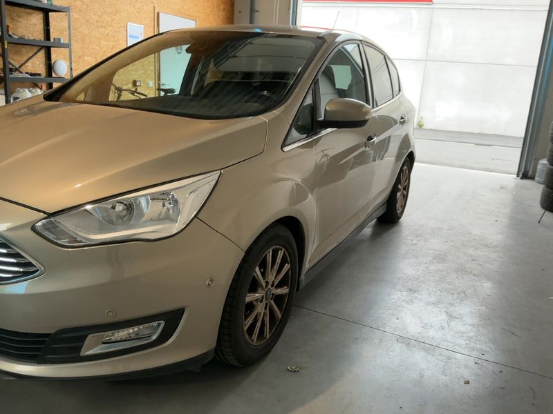 Ford C-Max 1.5 EcoBoost Titanium 2016 – снимка 2