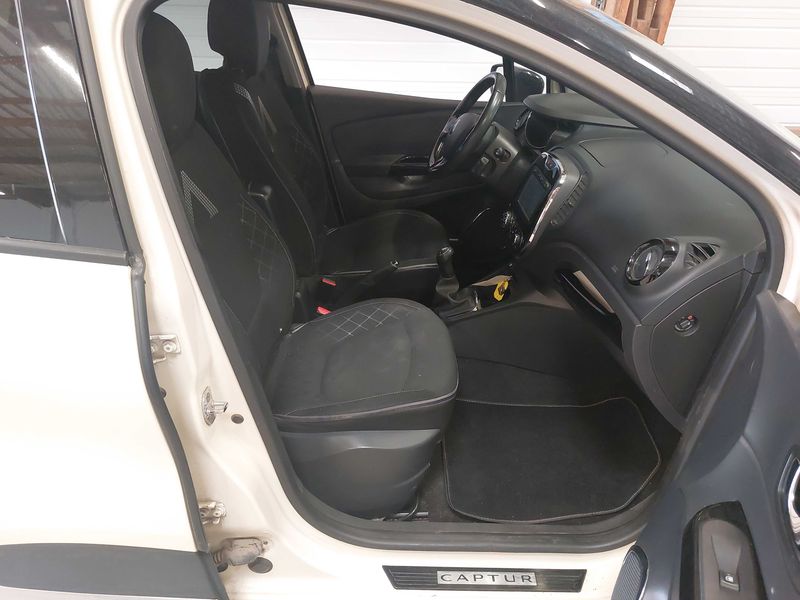 Renault Captur 1.5 dCi Energy Intens 2014 – снимка 10