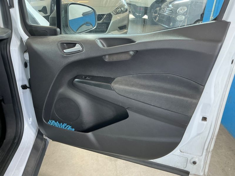 Ford Transit 1.5 TDCi Trend 2020 – снимка на щета