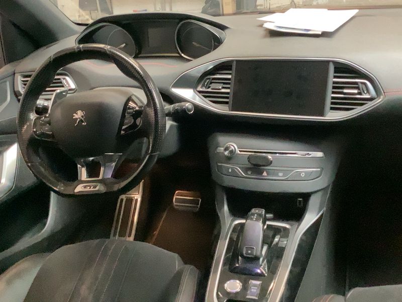 Peugeot 308 1.6 PureTech GT 2019 – снимка 17