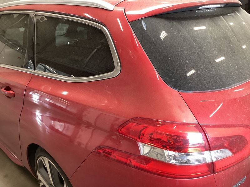 Peugeot 308 1.6 PureTech GT 2019 – снимка 31