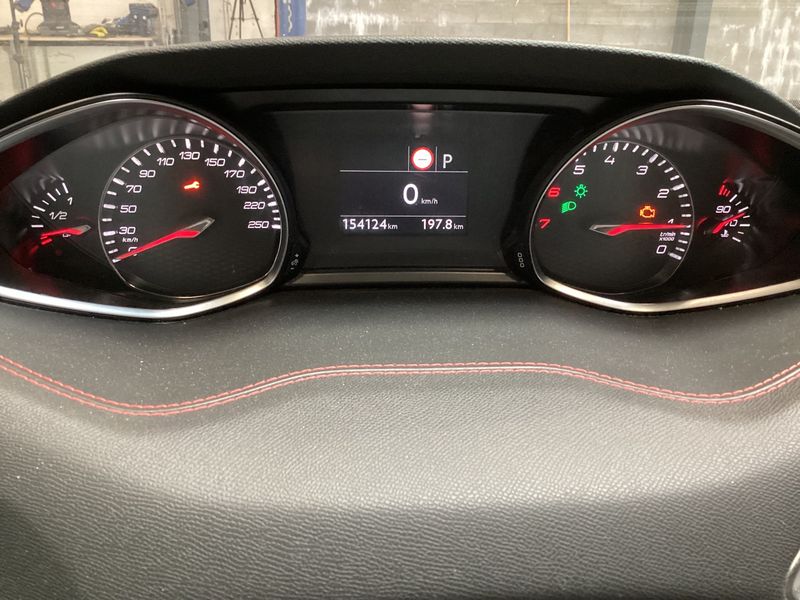 Peugeot 308 1.6 PureTech GT 2019 – снимка 18