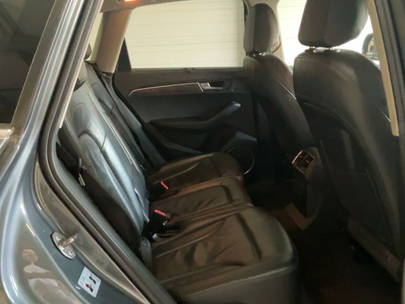 Audi Q5 2.0 TFSI Hybrid quattro Avus 2012 – снимка 19