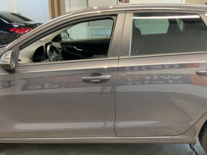 Hyundai i30 1.5 T-GDI Mild-Hybrid Advantage 2025 – снимка 4