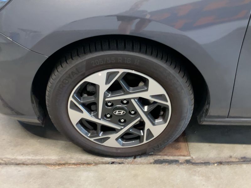 Hyundai i30 1.5 T-GDI Mild-Hybrid Advantage 2025 – снимка 3