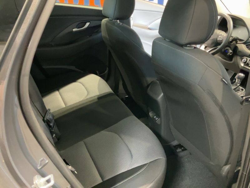 Hyundai i30 1.5 T-GDI Mild-Hybrid Advantage 2025 – снимка 19