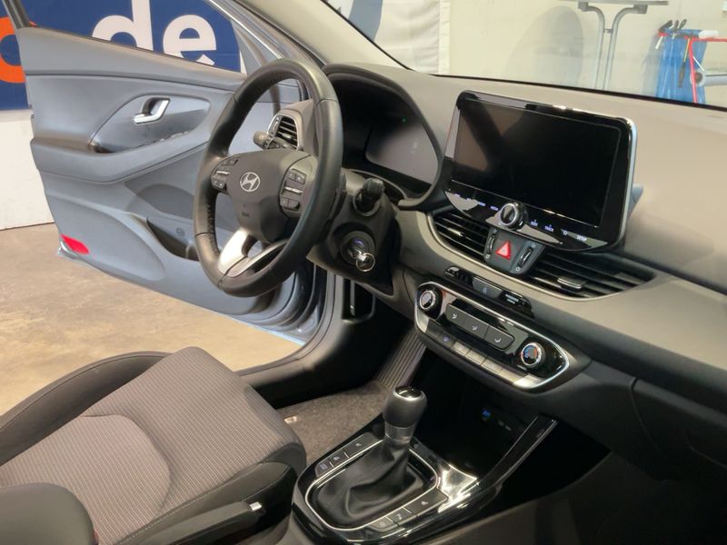 Hyundai i30 1.5 T-GDI Mild-Hybrid Advantage 2025 – снимка 17