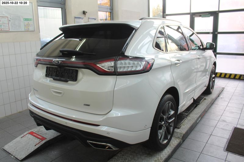 Ford Edge 2.0 TDCi Bi-Turbo ST-Line 4x4 2017 – снимка 17