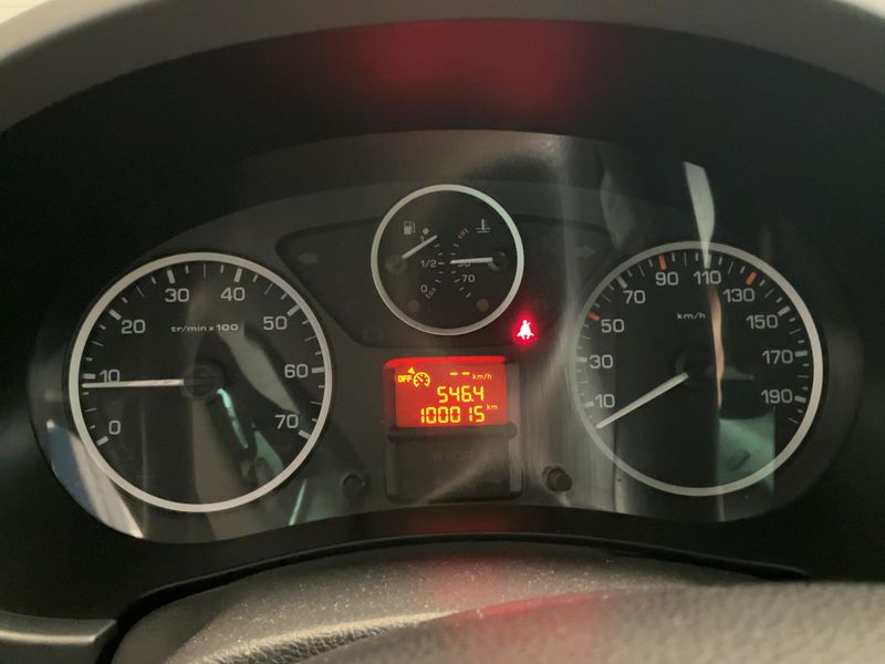 Citroen Berlingo 1.2 e-THP 20 Aniversario Edition 2018 – снимка 18