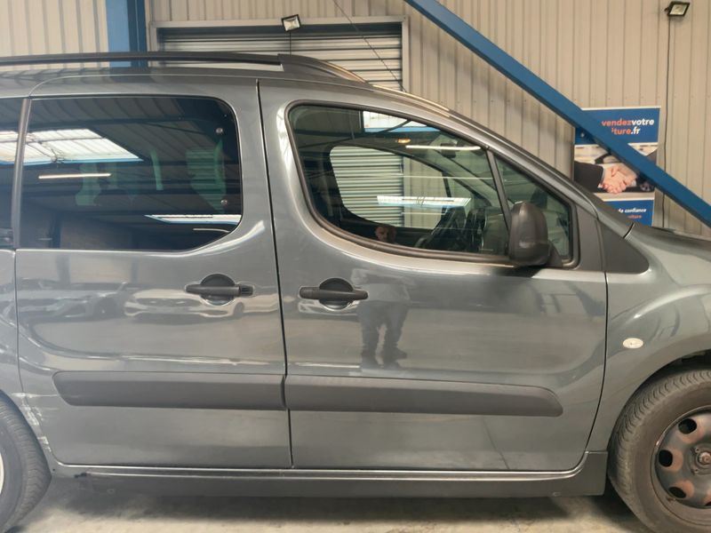 Citroen Berlingo 1.2 e-THP 20 Aniversario Edition 2018 – снимка 10