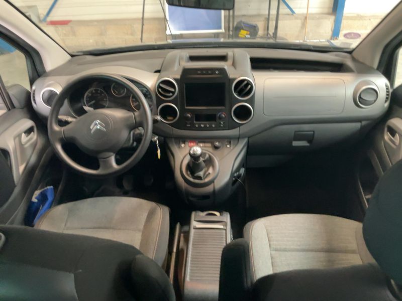Citroen Berlingo 1.2 e-THP 20 Aniversario Edition 2018 – снимка 17