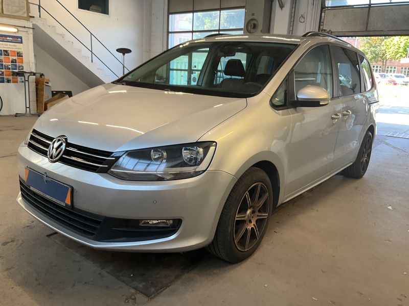Volkswagen Sharan 1.4 TSI Trendline BlueMotion Tech 2010 – снимка 1