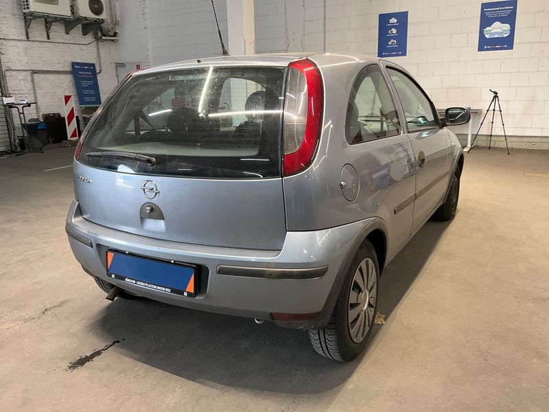 Opel Corsa 1.0 Basis 2005 – снимка 2
