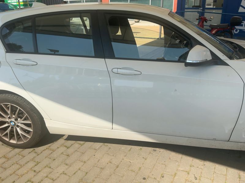 BMW 1er 116d Advantage 2015 – снимка 10