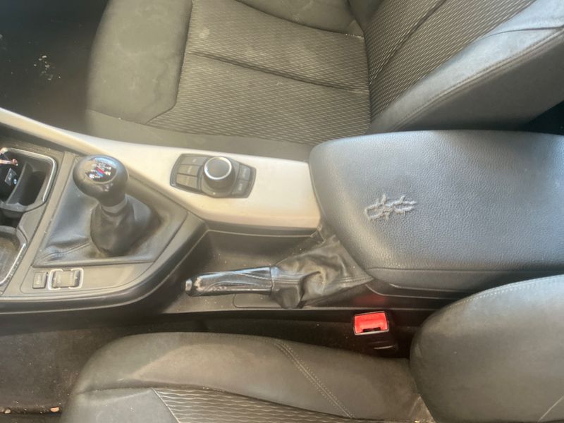 BMW 1er 116d Advantage 2015 – снимка 24