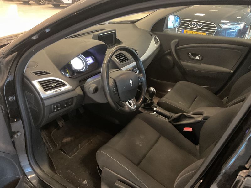 Renault Megane 1.2 Dynamique 2013 – снимка 3