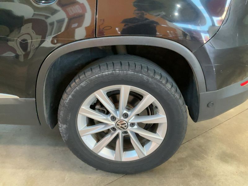Volkswagen Tiguan 2.0 TDI Sport & Style 4Motion 2012 – снимка 17