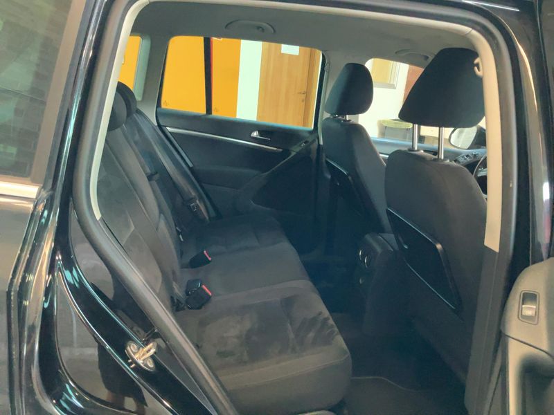 Volkswagen Tiguan 2.0 TDI Sport & Style 4Motion 2012 – снимка 14