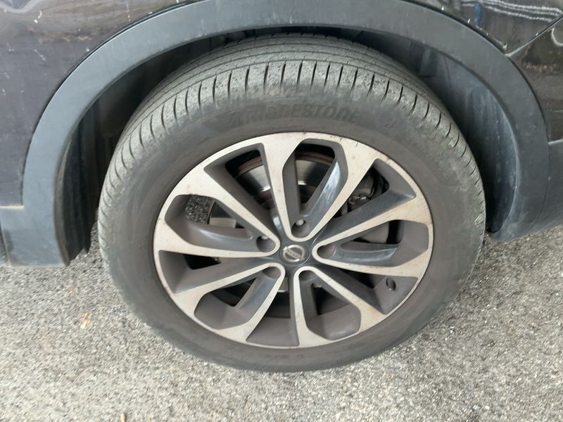 Nissan Qashqai+2 2.0 dCi Tekna 4x4 2010 – снимка 11