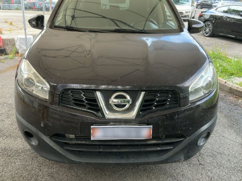 Nissan Qashqai+2 2.0 dCi Tekna 4x4 2010 – снимка 14