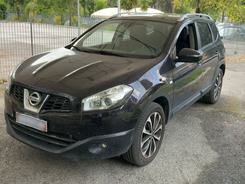 Nissan Qashqai+2 2.0 dCi Tekna 4x4 2010 – снимка 1