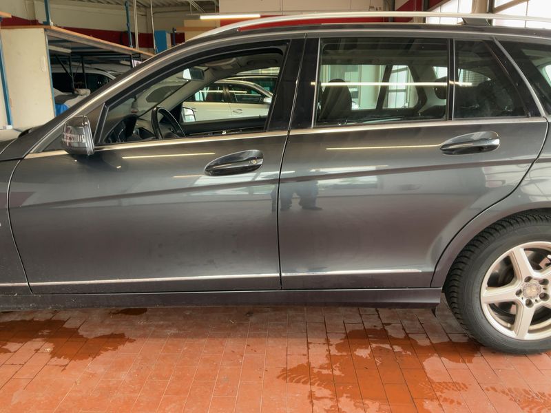 Mercedes-Benz C-Klasse C 220 CDI T BlueEfficiency Elegance 2009 – снимка 4