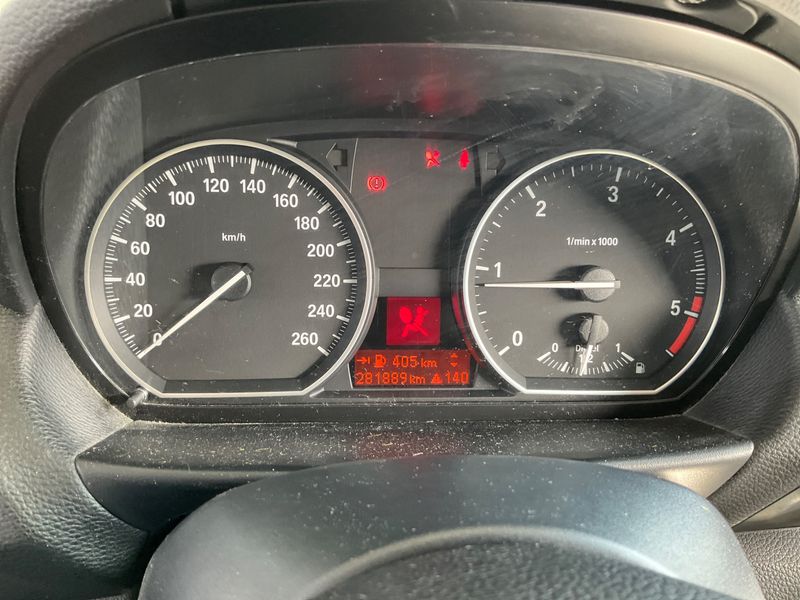 BMW 1er 120d 2008 – снимка 26