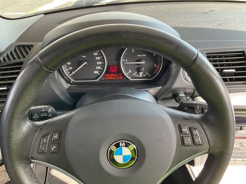 BMW 1er 120d 2008 – снимка 25
