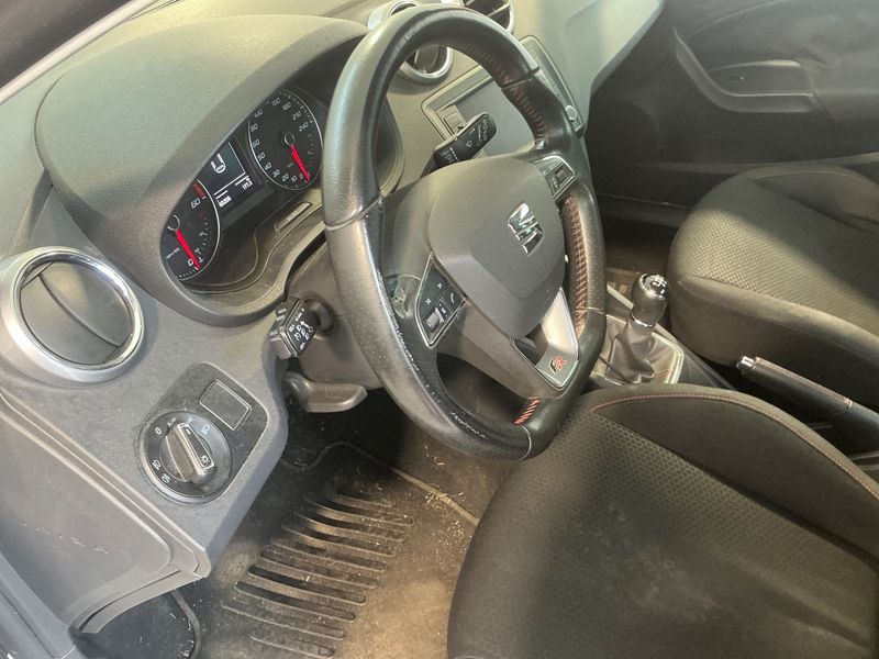 Seat Ibiza 1.4 TDI FR 2016 – снимка 23