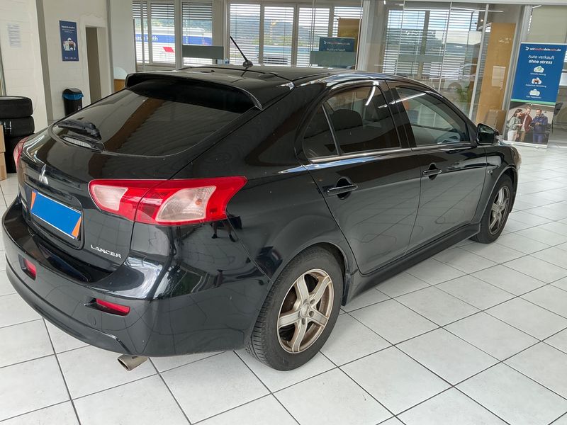 Mitsubishi Lancer 1.8 DI-D Top 2015 – снимка 2