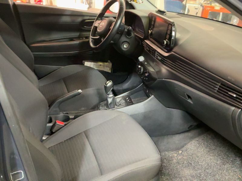Hyundai i20 1.0 T-GDI Mild-Hybrid Connectline 2021 – снимка 16