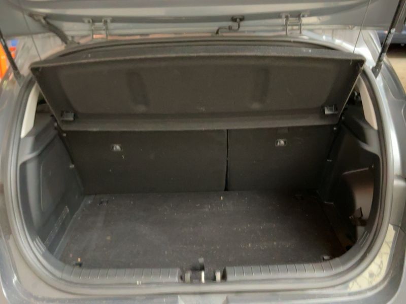 Hyundai i20 1.0 T-GDI Mild-Hybrid Connectline 2021 – снимка 15