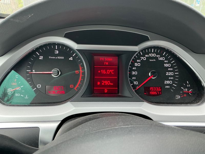 Audi A6 2.0 TDI 2011 – снимка 19