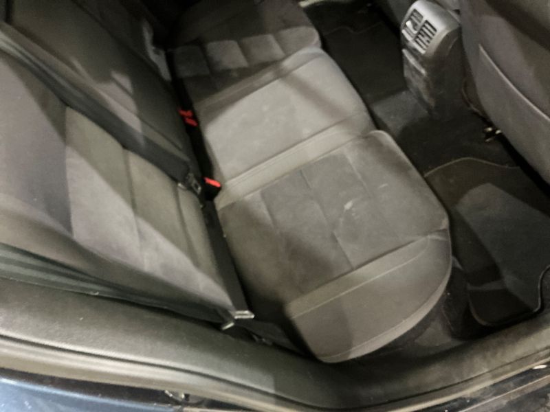 Volkswagen Golf VI 2.0 TDI Carat 2010 – снимка на щета 47